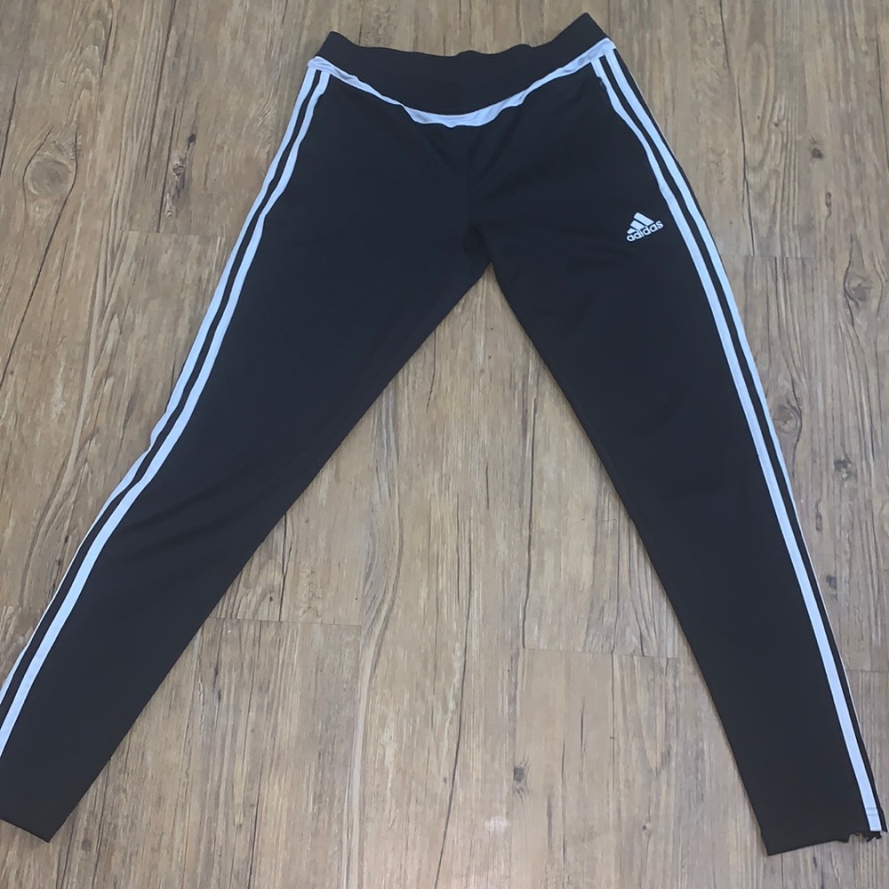 I am selling I Adidas pants